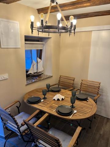Salt & Soul Apartment Senj  Ngoại thất bức ảnh